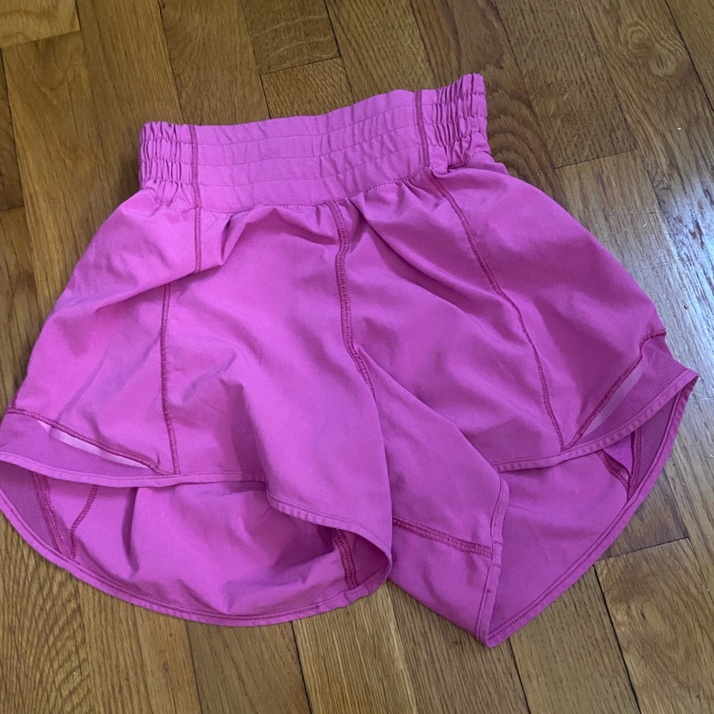 LULULEMON hotty hots HR shorts 4inch lined, size 0, sonic pink, lightly worn